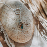 Dainty Lariat in Spiny Oyster & Kingman Turquoise