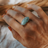 Horizontal Ring in Hubei Turquoise (Size 9.5)