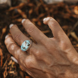 Horizontal Ring in Hubei Turquoise (Size 7)